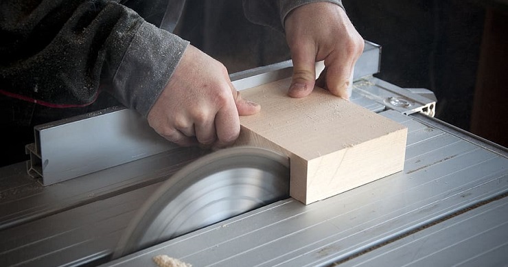 Table Saw Safety Tips